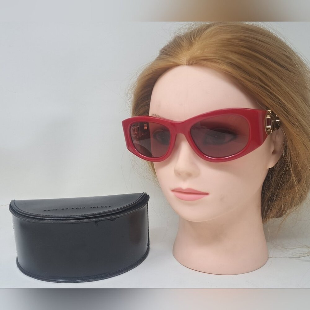 NWOT Salvatore Ferragamo Women's Sunglasses Red Gold Logo SF1082S 53mm 53-19-140